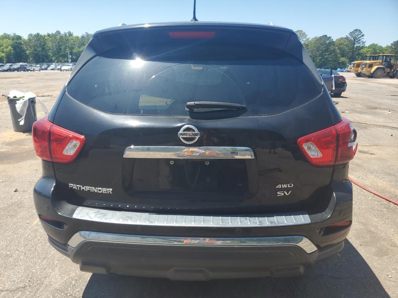 2017 Nissan Pathfinder S - Фото 6