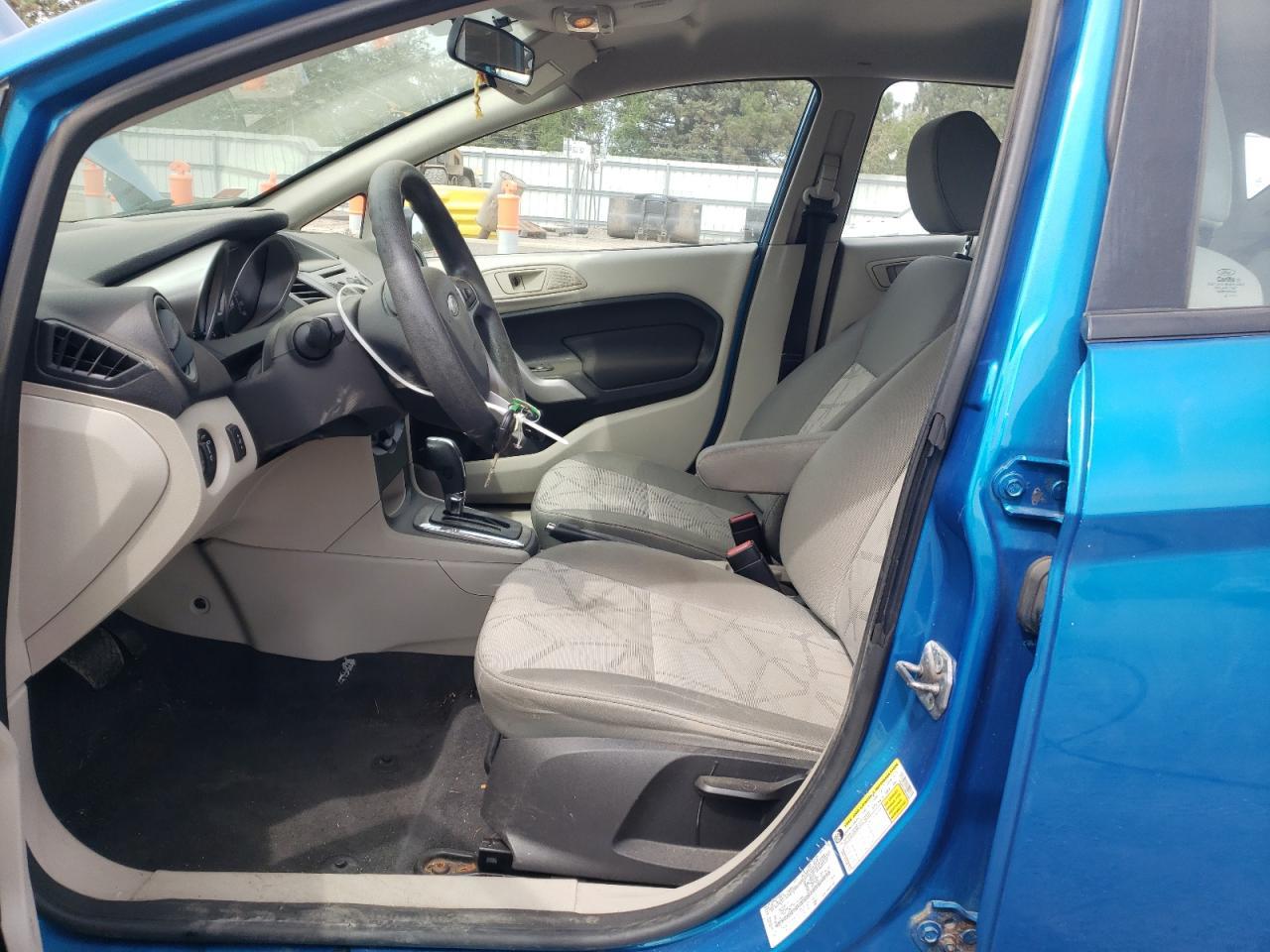 2013 Ford Fiesta Se - Фото 7