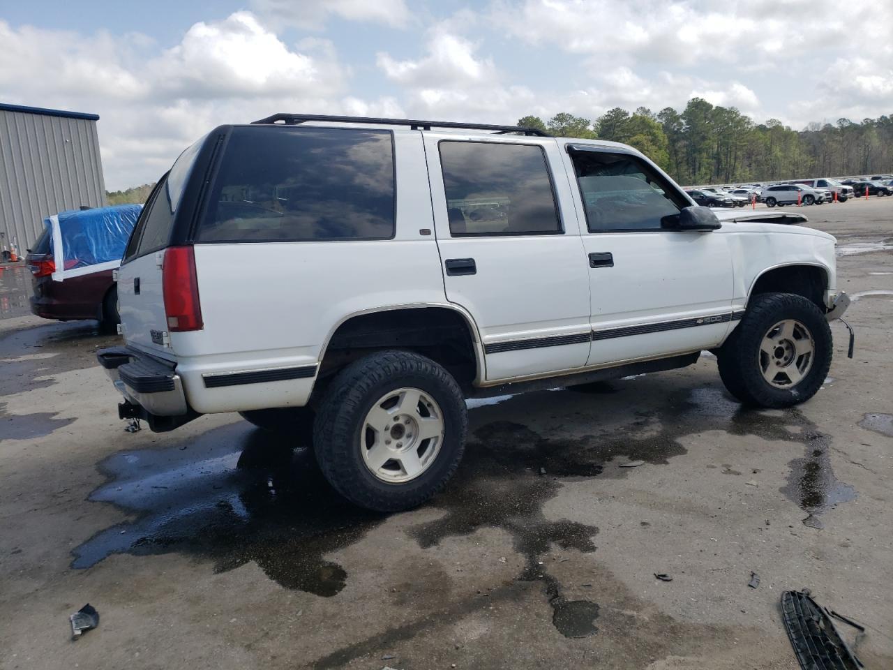 1999 Chevrolet Tahoe K1500 - Фото 3
