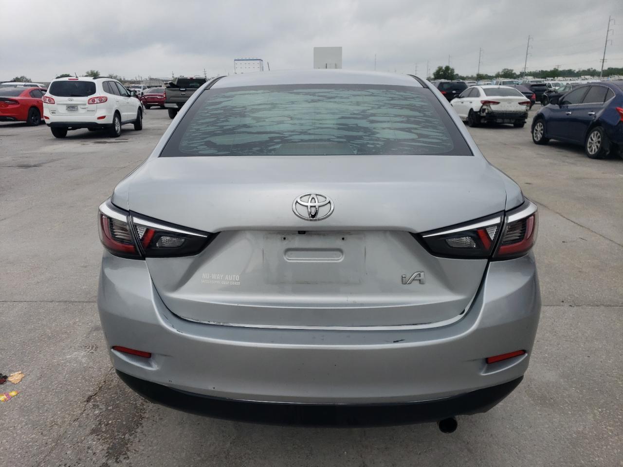 2017 Toyota Yaris Ia - Image 6