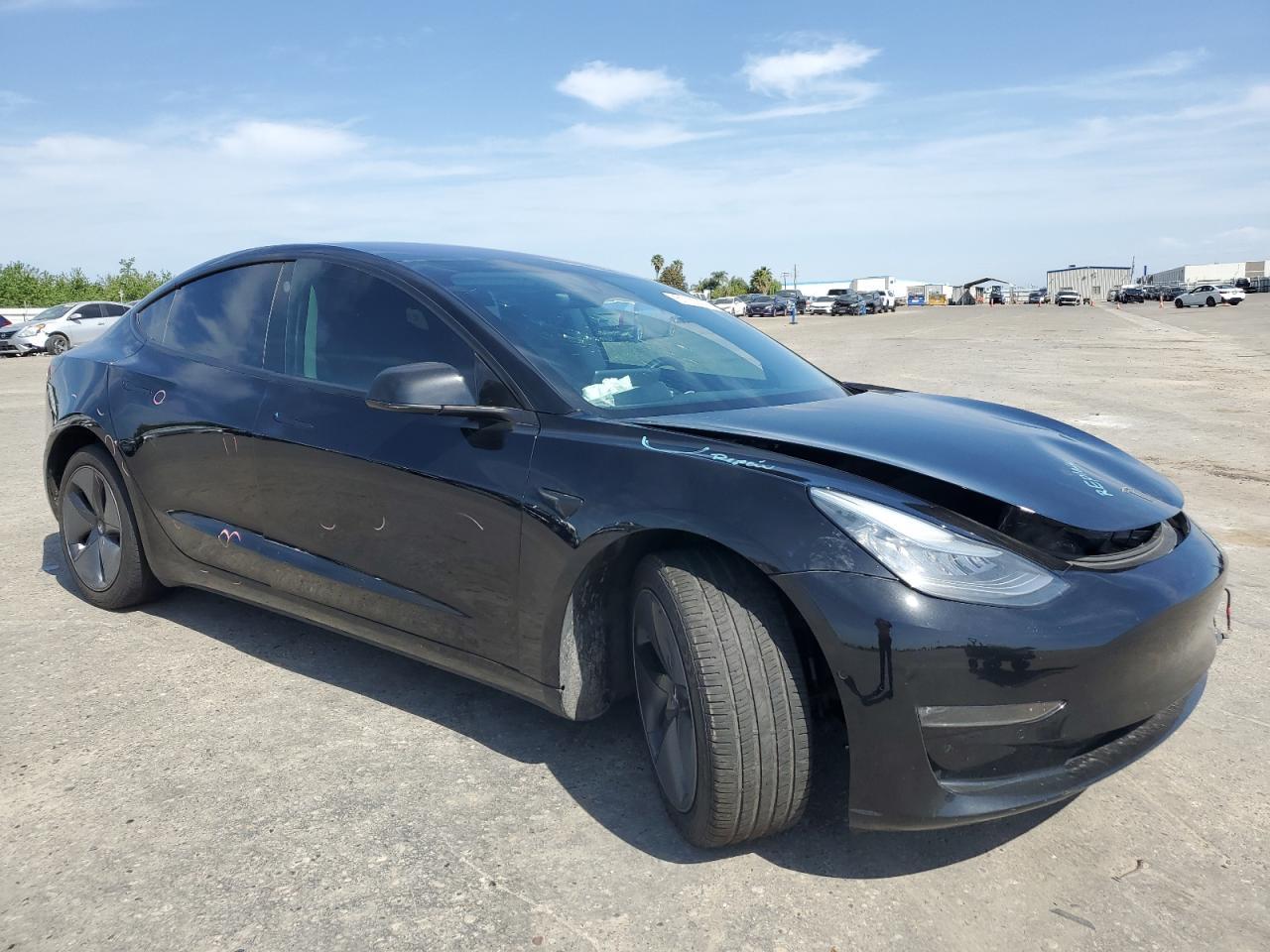 2018 Tesla Model 3 - Фото 4