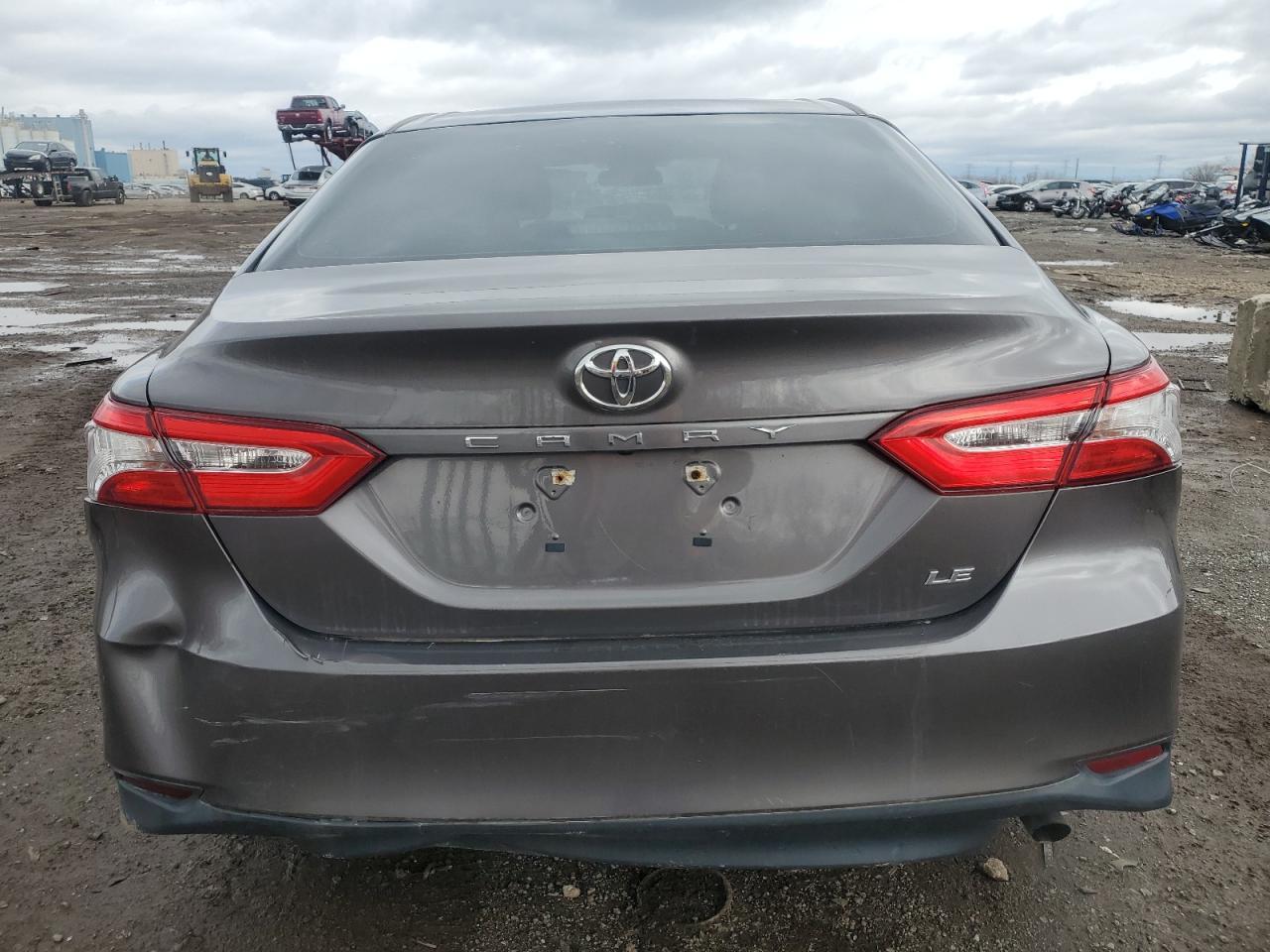 2018 Toyota Camry L - Image 6