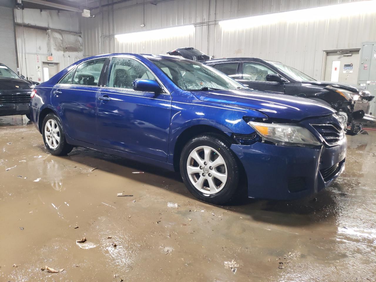 2010 Toyota Camry Base - Фото 4
