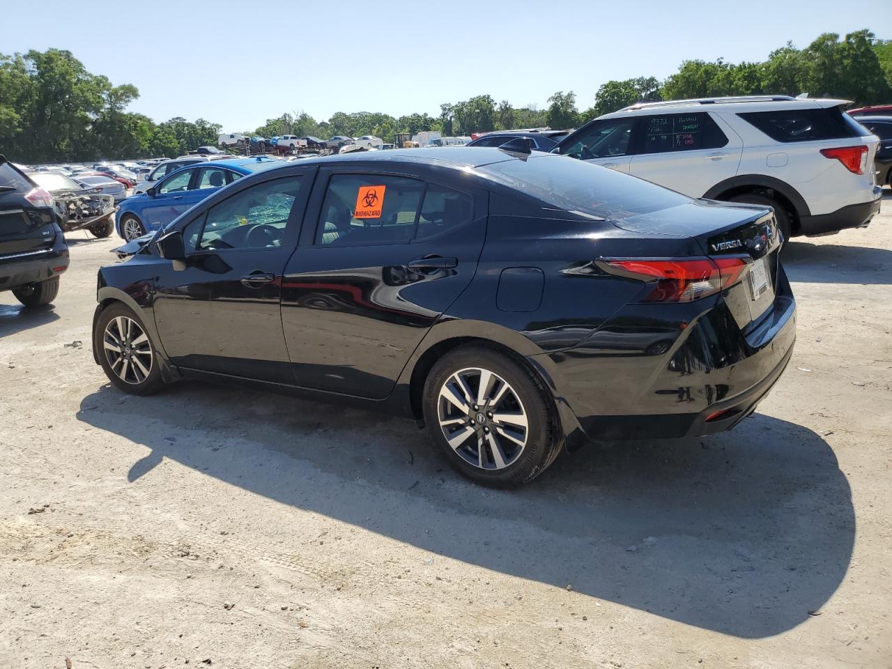 2022 Nissan Versa Sv - Image 2