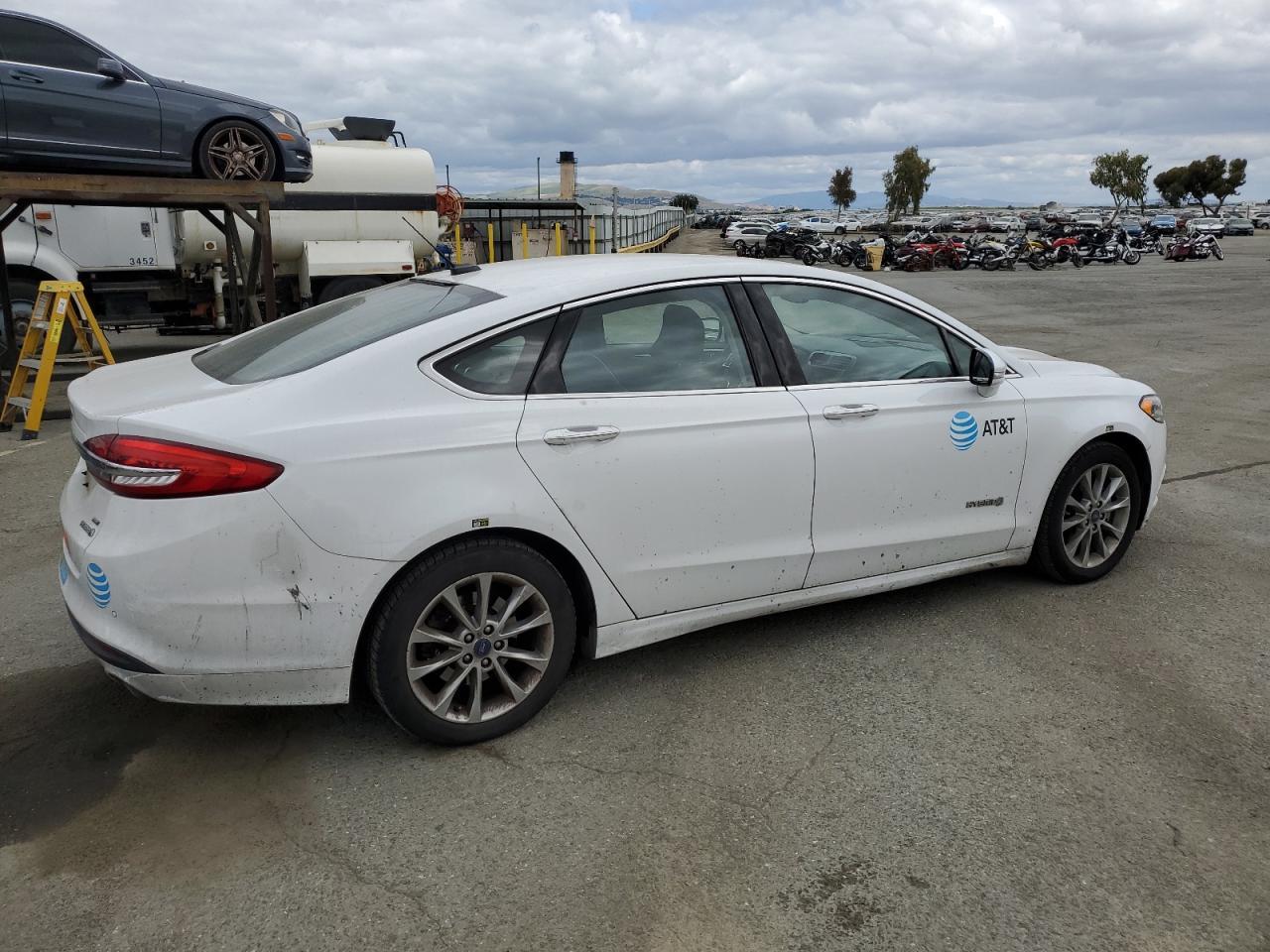 2017 Ford Fusion Se Hybrid - Фото 3