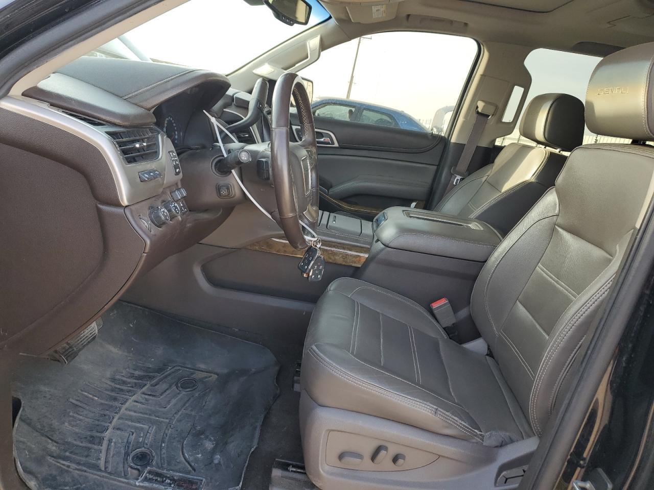 2016 GMC Yukon Denali - Фото 7