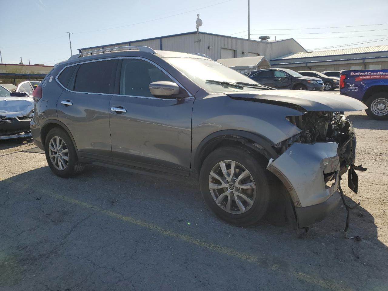 2019 Nissan Rogue S - Фото 4
