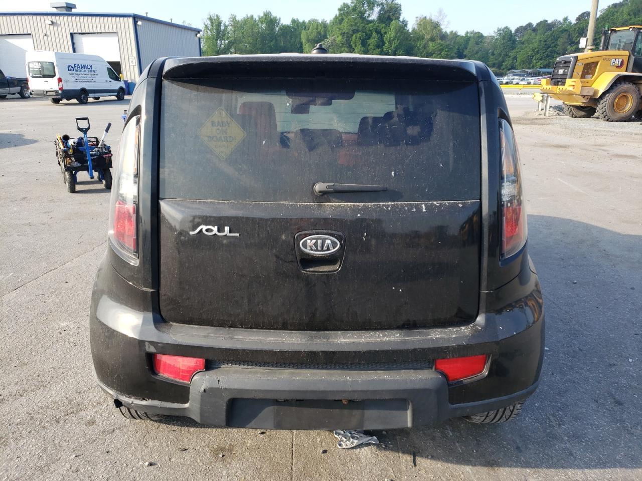 2011 Kia Soul + - Image 6