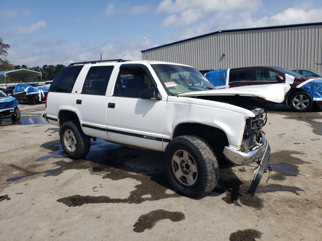 1999 Chevrolet Tahoe K1500 - Фото 4