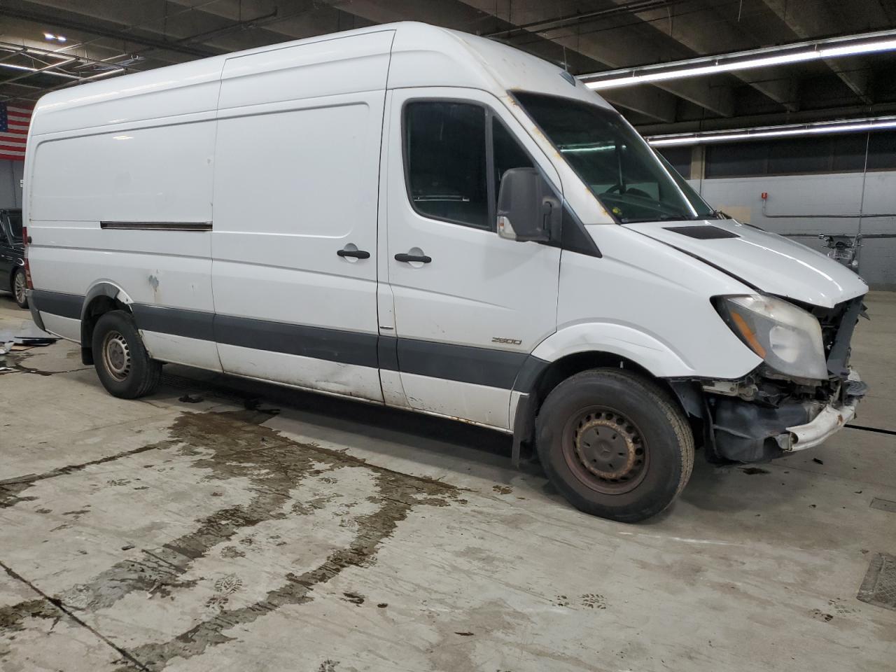 2014 Mercedes-Benz Sprinter 2500 - Image 4