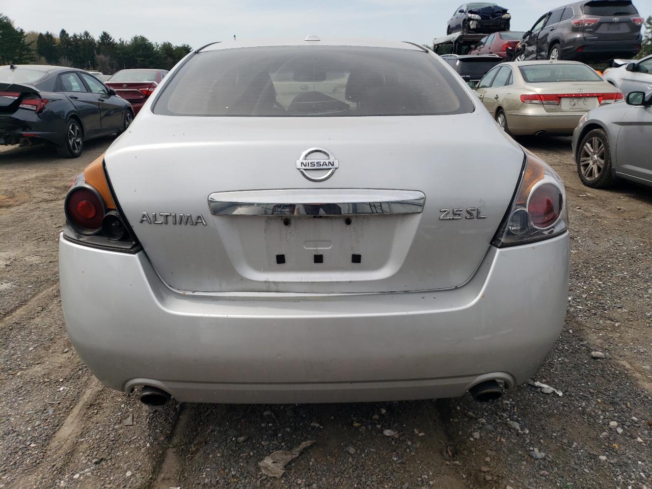 2011 Nissan Altima Base - Фото 6