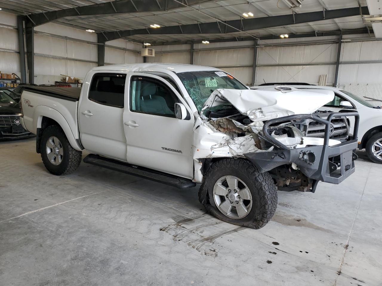 2010 Toyota Tacoma Double Cab - Image 4