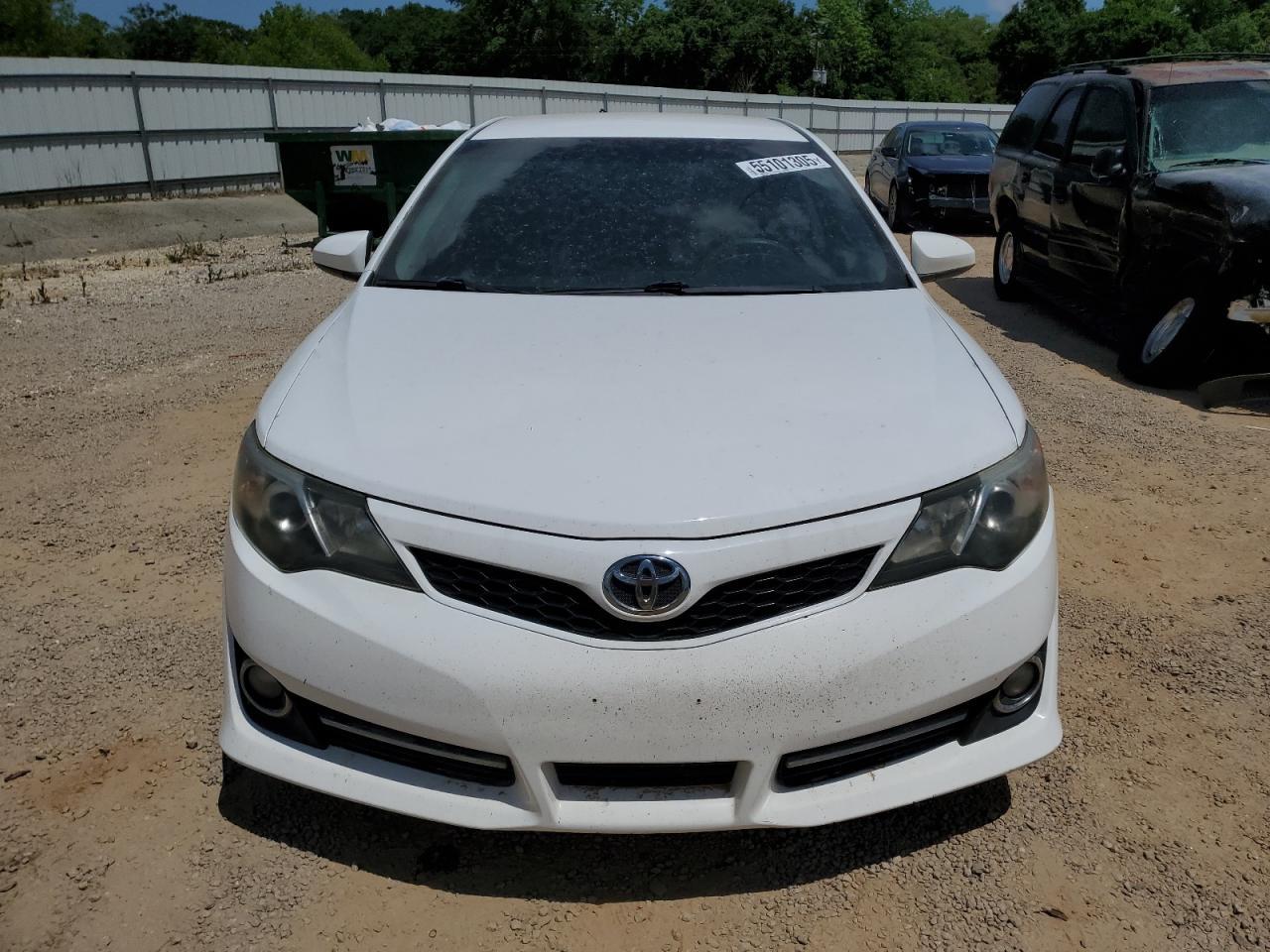 2012 Toyota Camry Base - Фото 5