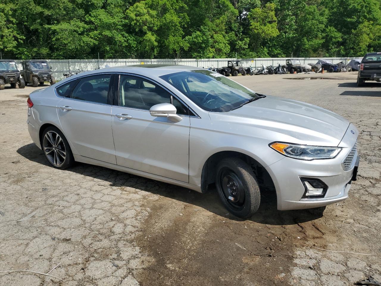 2019 Ford Fusion Titanium - Фото 4