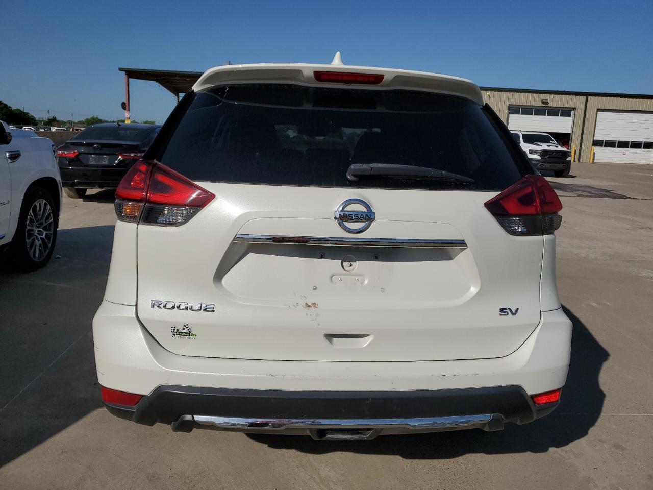 2018 Nissan Rogue S - Image 6