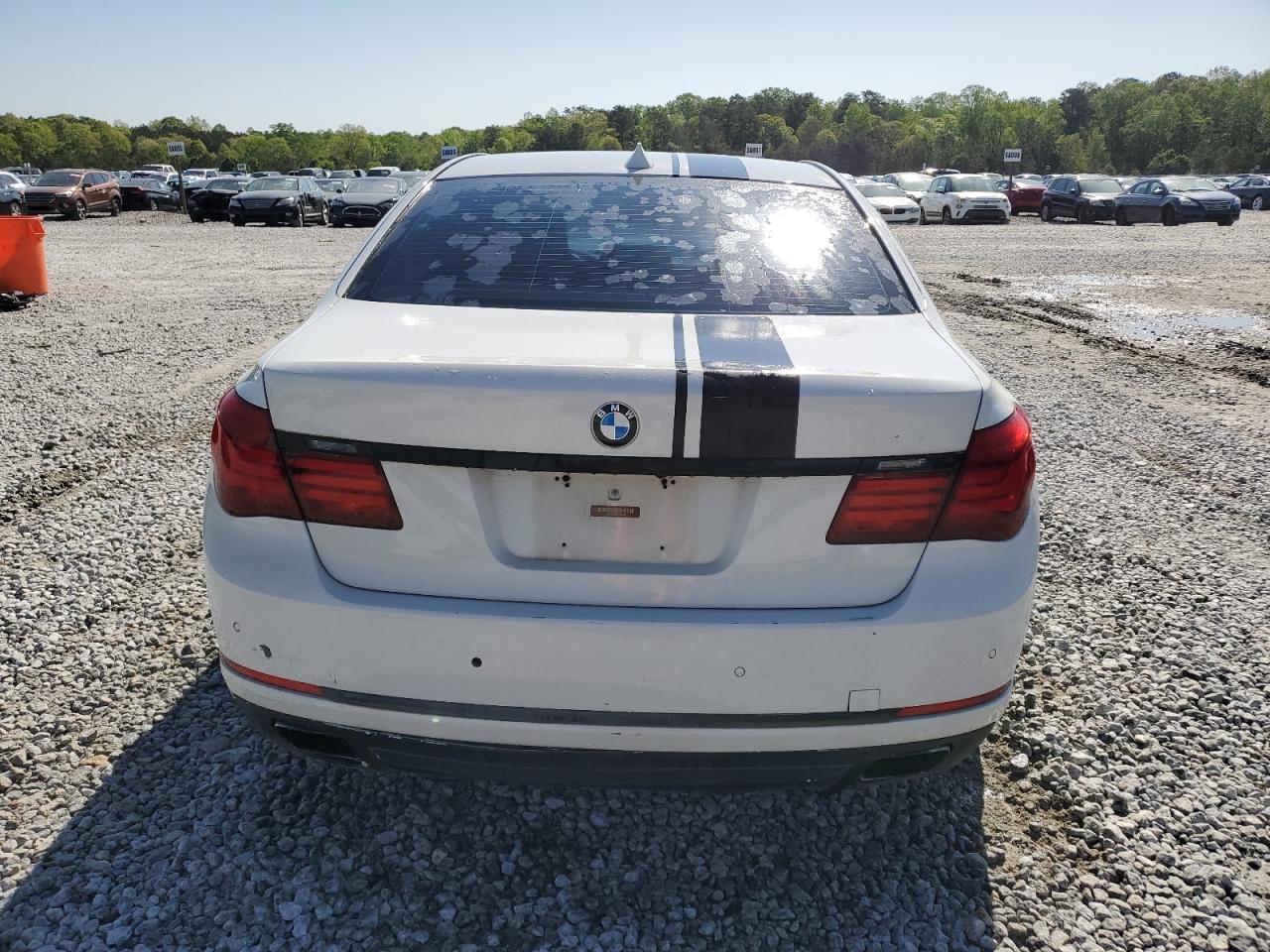 2014 BMW 740 I - Фото 6