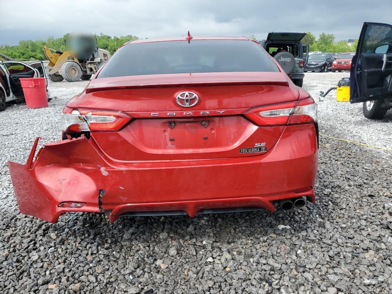 2020 Toyota Camry Se - Image 6