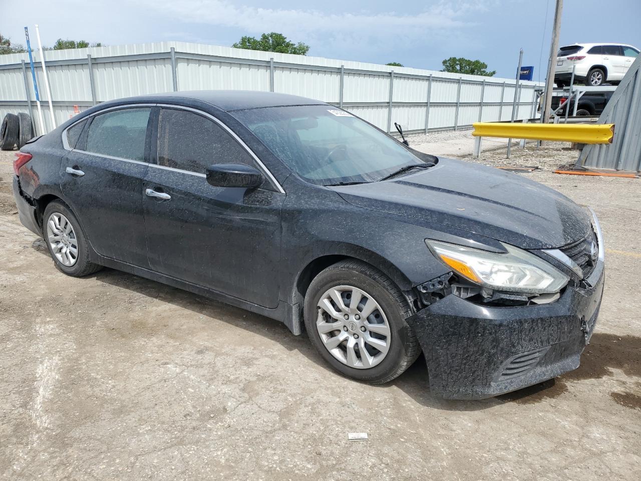 2016 Nissan Altima 2.5 - Фото 4