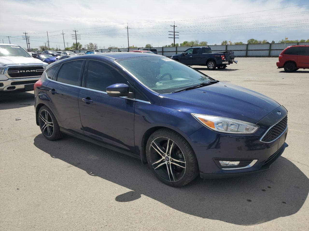 2017 Ford Focus Titanium - Image 4