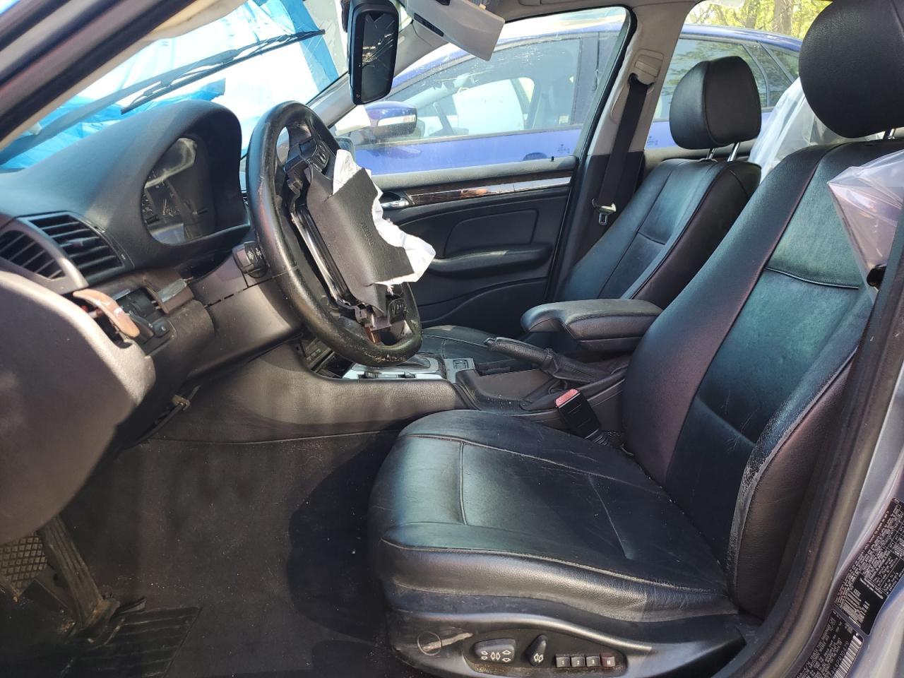 2004 BMW 325 Xi - Image 7