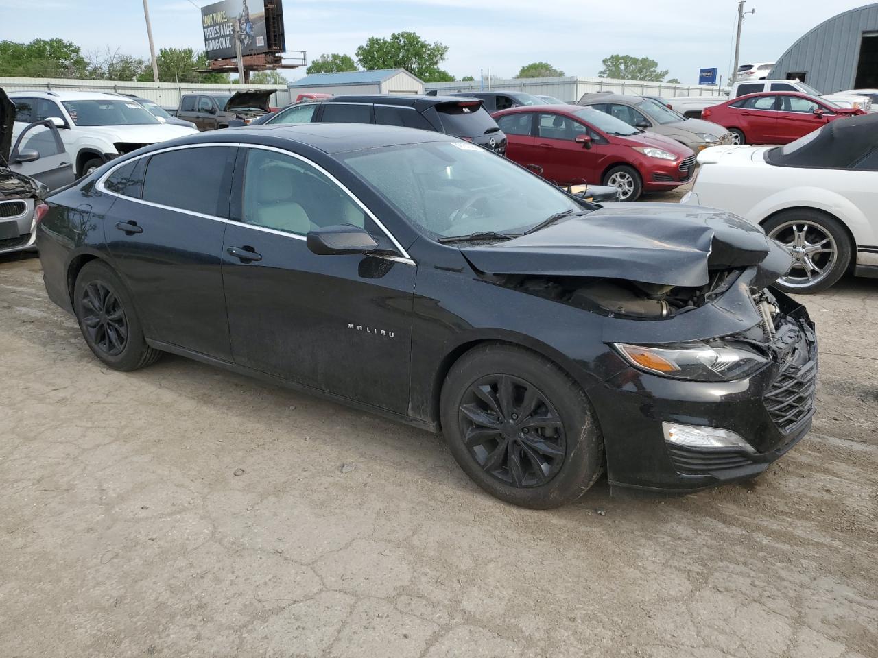 2019 Chevrolet Malibu Lt - Image 4