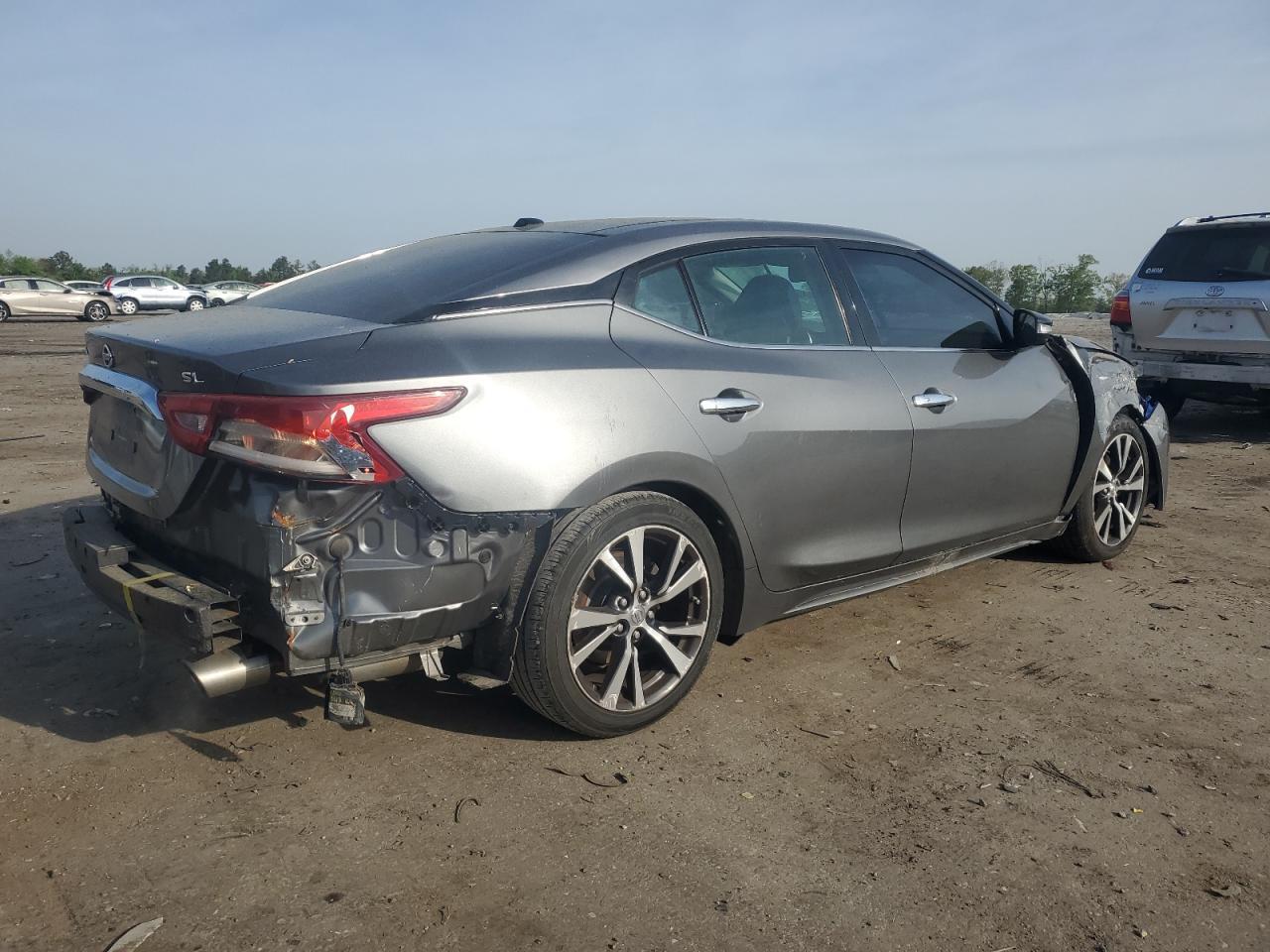 2016 Nissan Maxima 3.5S - Фото 3