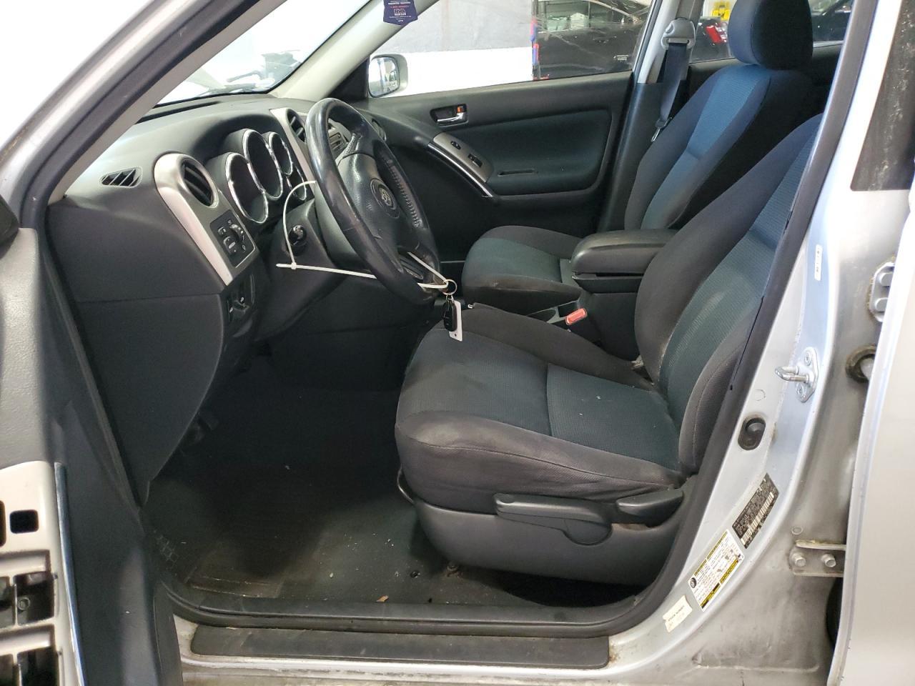 2005 Toyota Corolla Matrix Xr - Image 7