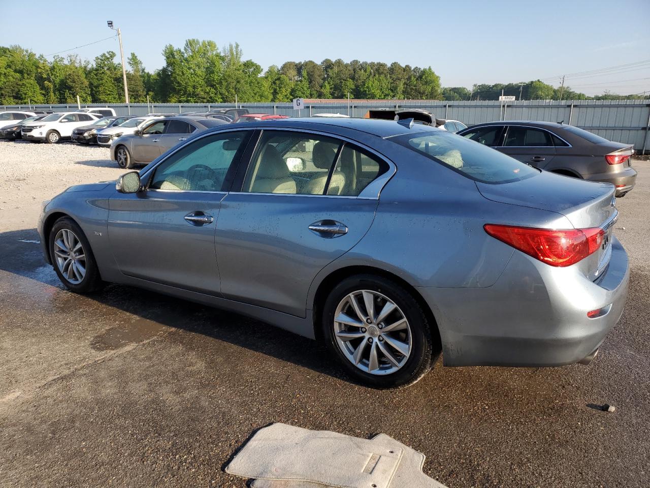 2017 Infiniti Q50 Premium - Фото 2