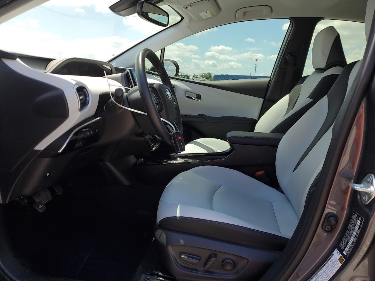 2019 Toyota Prius - Фото 7
