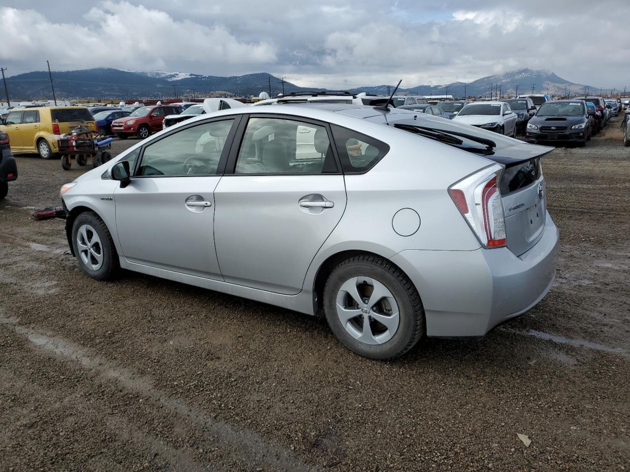 2013 Toyota Prius - Image 2