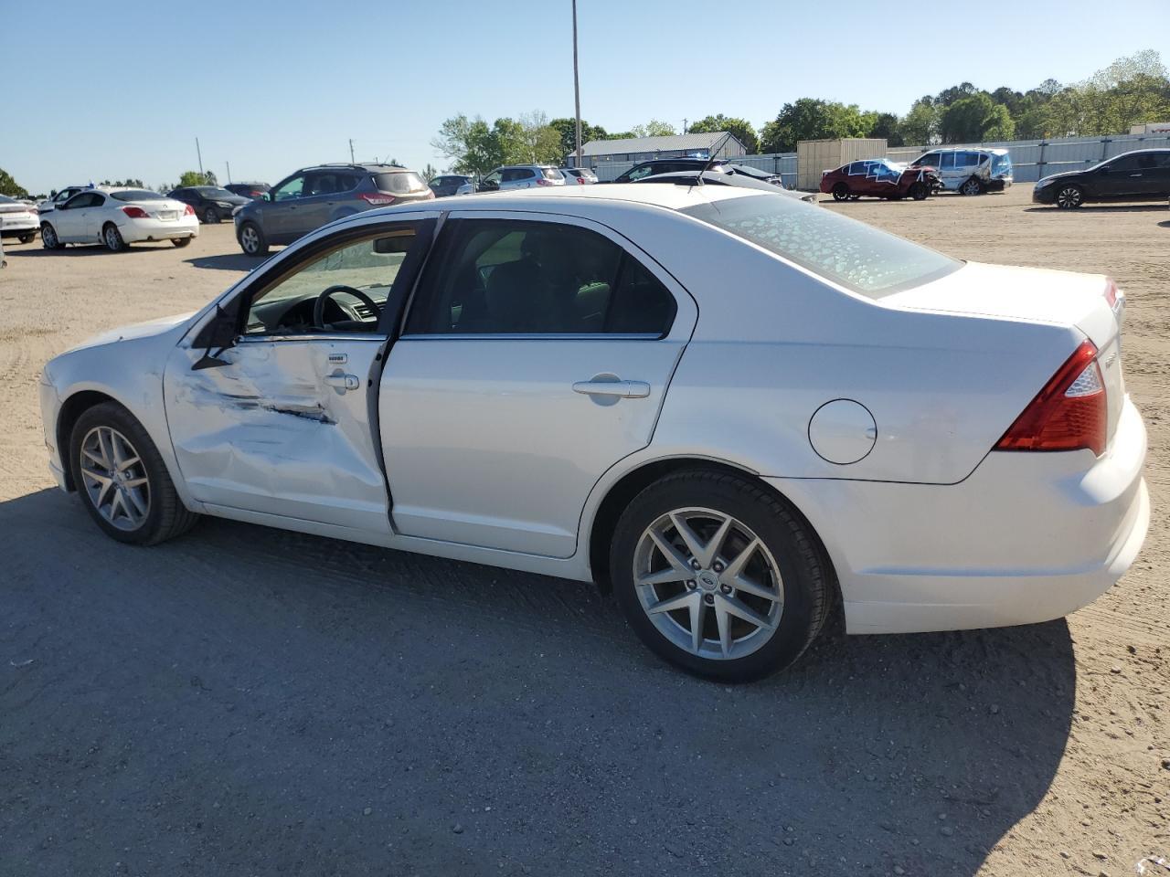 2012 Ford Fusion Sel - Image 2