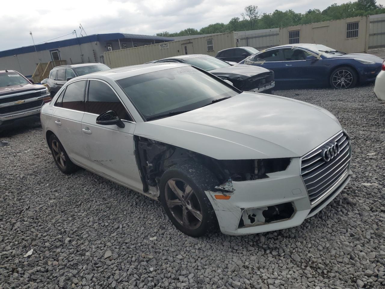 2019 Audi A4 Premium - Фото 4