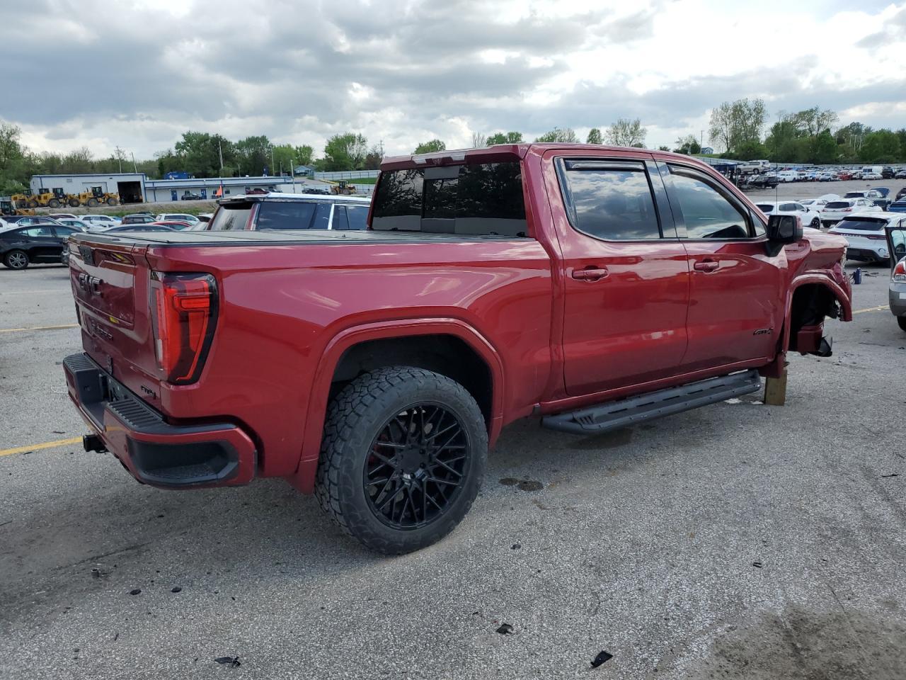 2020 GMC Sierra K1500 At4 - Фото 3