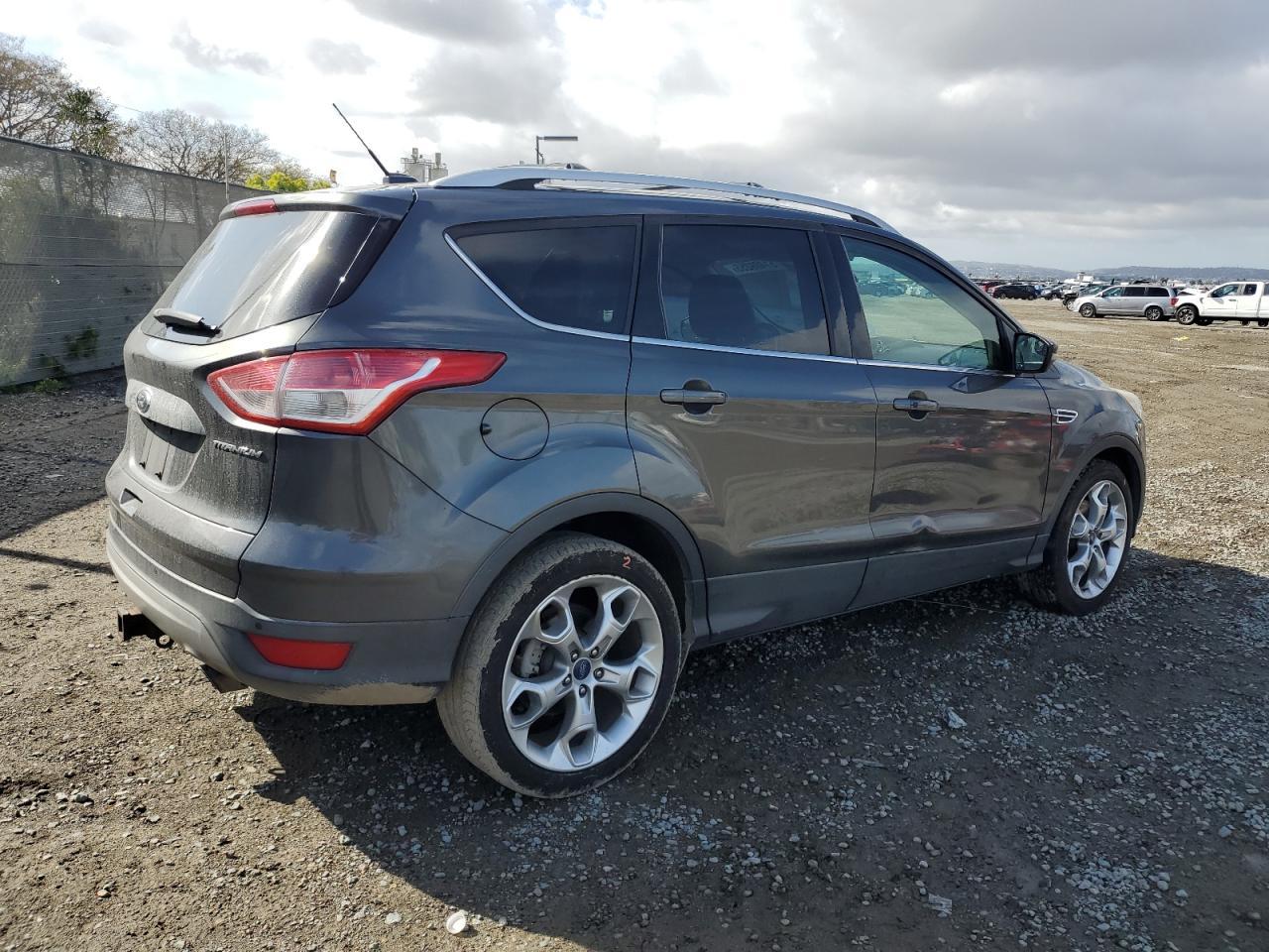 2015 Ford Escape Titanium - Image 3