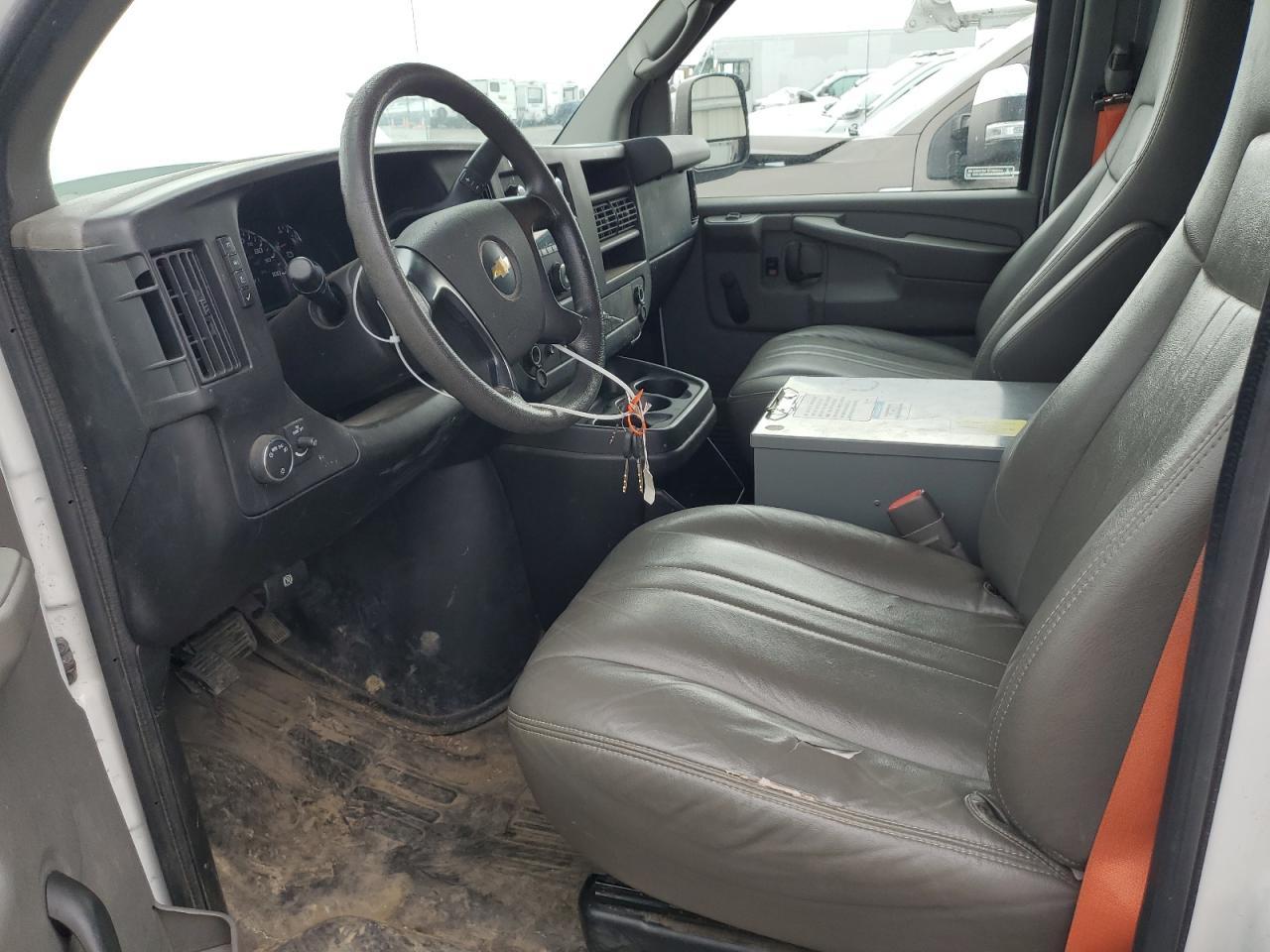 2013 Chevrolet Express G2500 - Фото 7