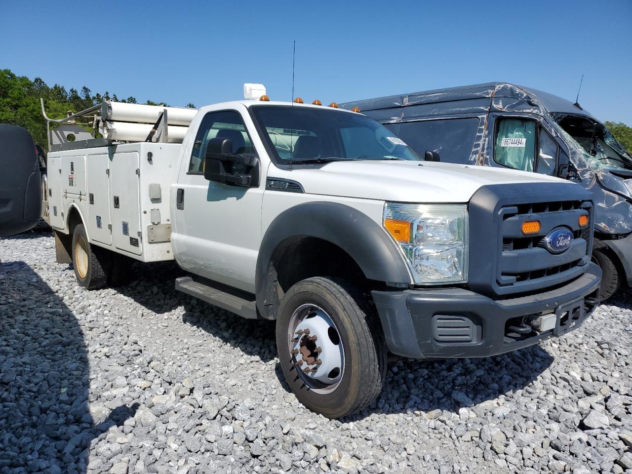 2015 Ford F450 Super Duty - Фото 4