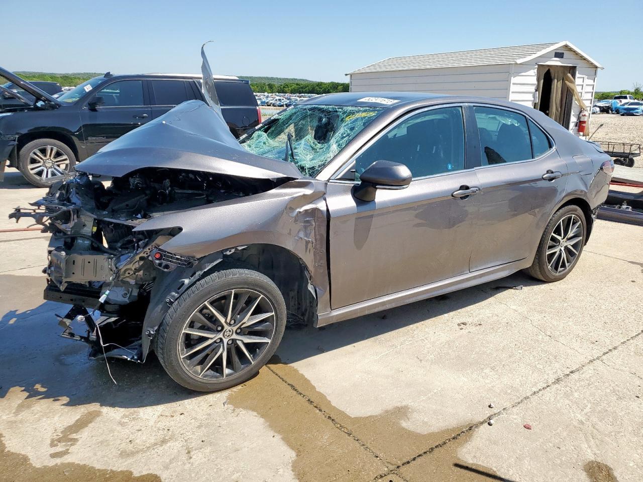 2023 Toyota Camry Se Night Shade