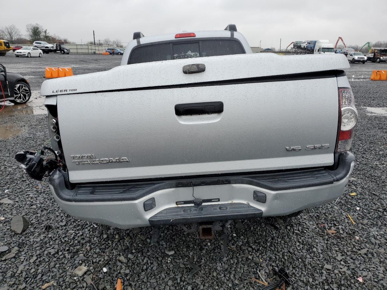 2010 Toyota Tacoma Double Cab Long Bed - Image 6