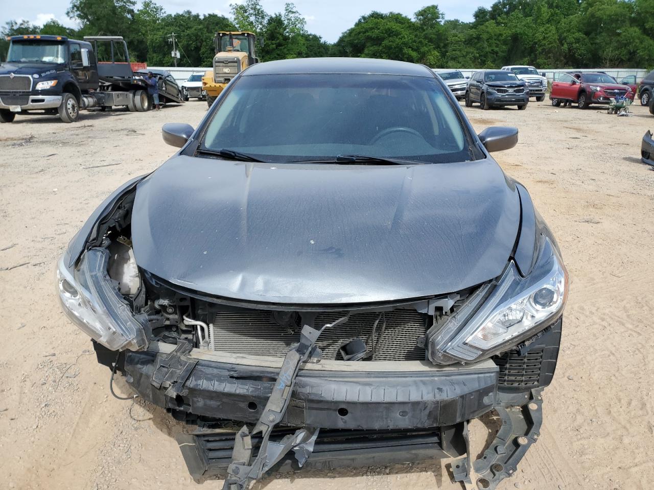 2016 Nissan Altima 2.5 - Image 5