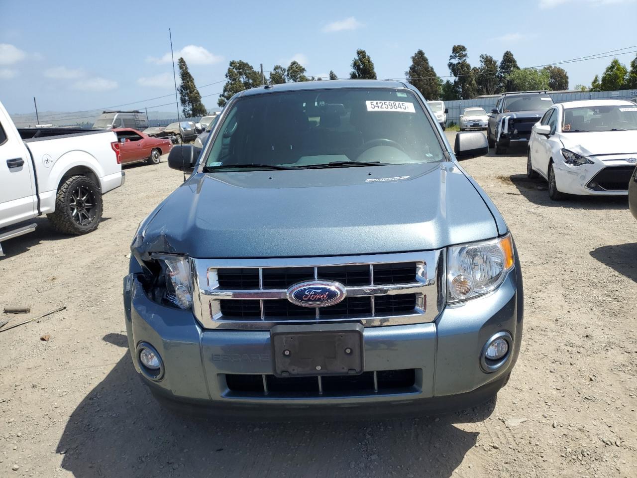 2012 Ford Escape - Фото 5