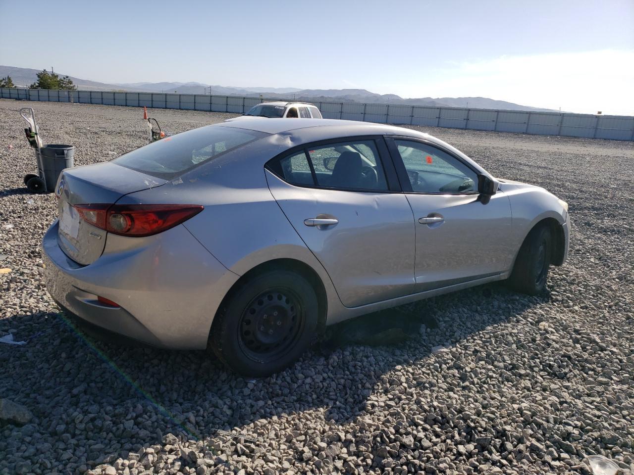 2015 Mazda 3 Sport - Фото 3