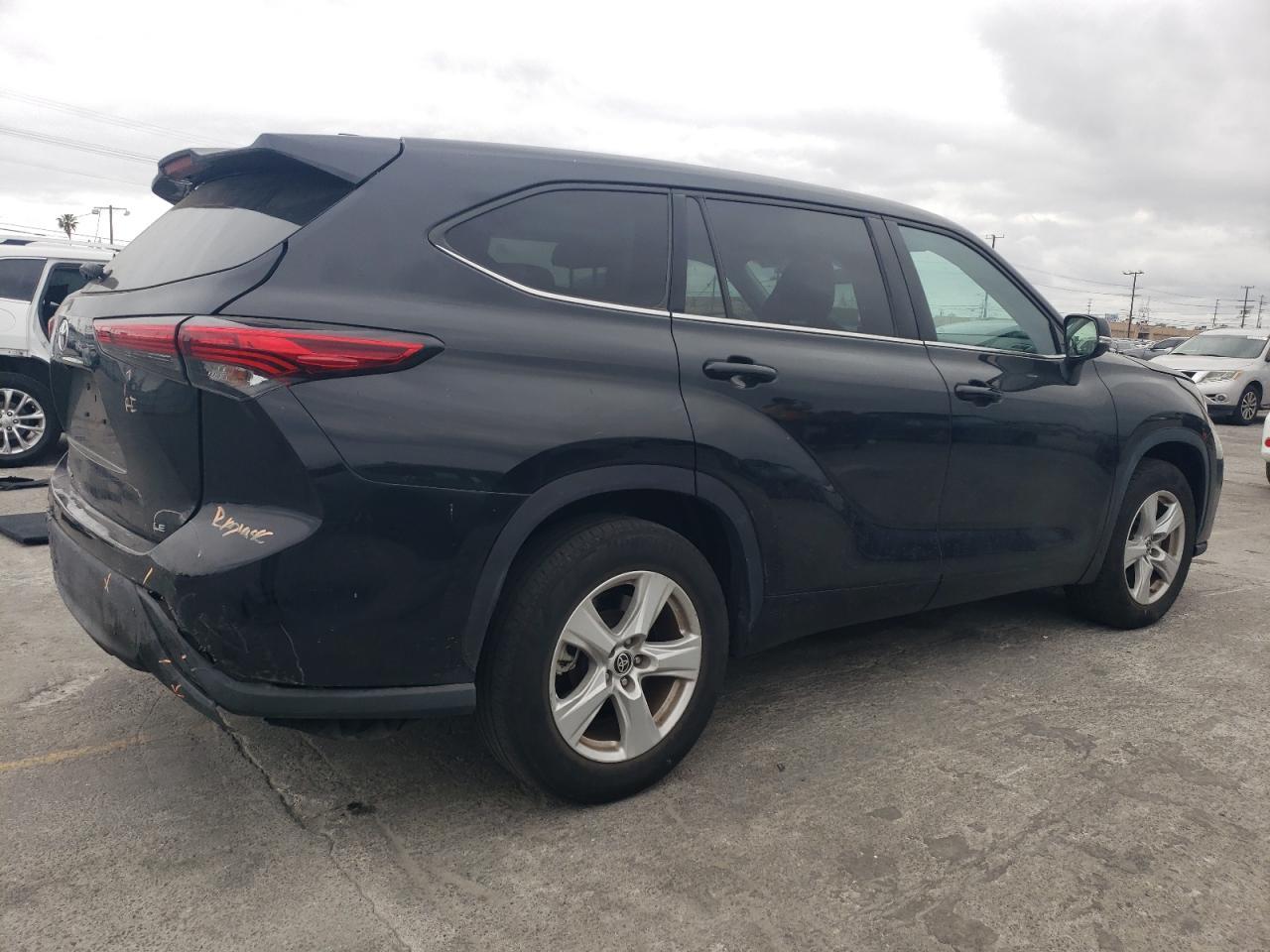 2021 Toyota Highlander L - Фото 3