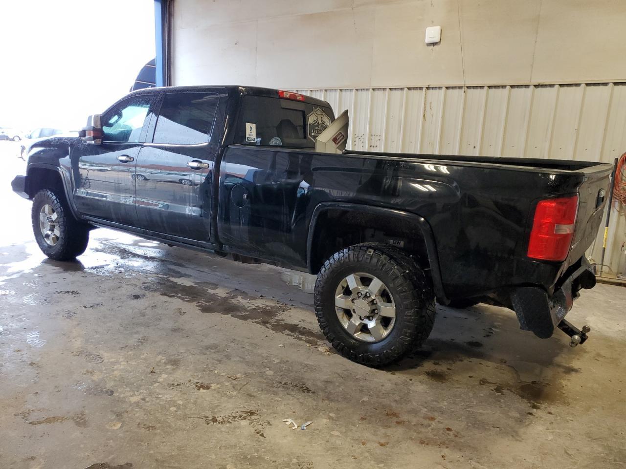 2015 GMC Sierra K3500 Denali - Фото 2