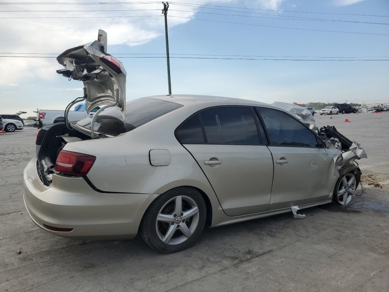 2016 Volkswagen Jetta S - Фото 3