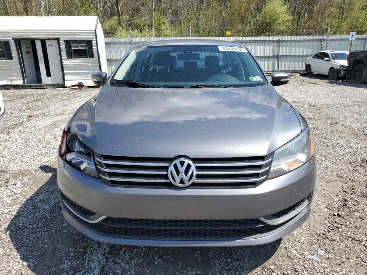 2014 Volkswagen Passat S - Фото 5