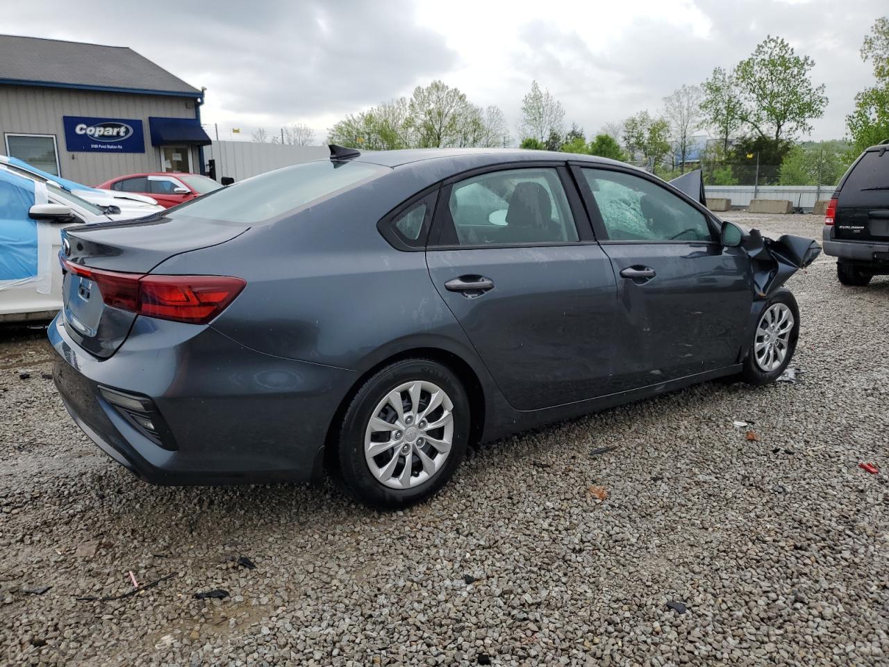 2021 Kia Forte Fe - Фото 3