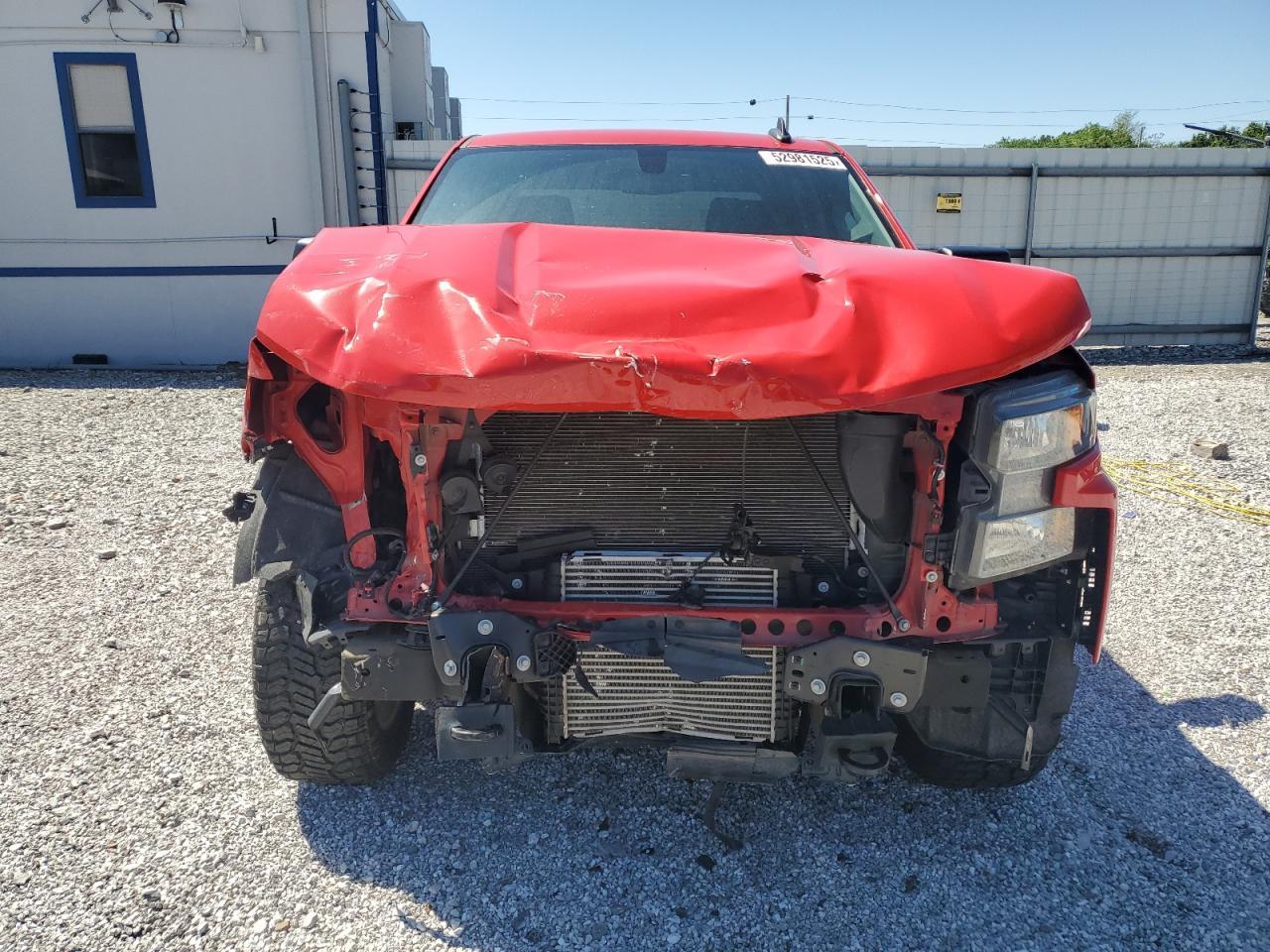 2021 Chevrolet Silverado K1500 Custom - Фото 5