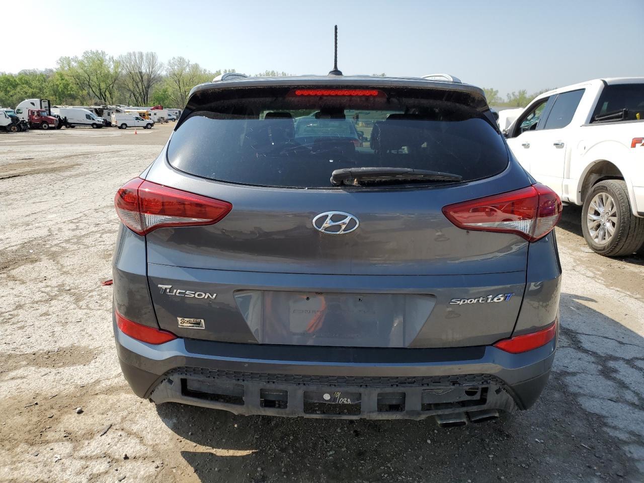 2016 Hyundai Tucson Limited - Image 6