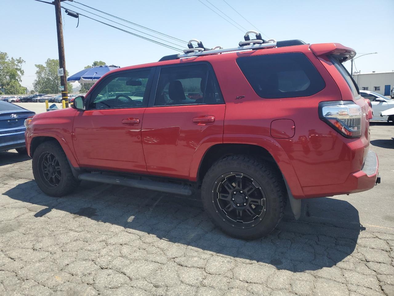 2019 Toyota 4Runner Sr5/Sr5 Premium - Image 2