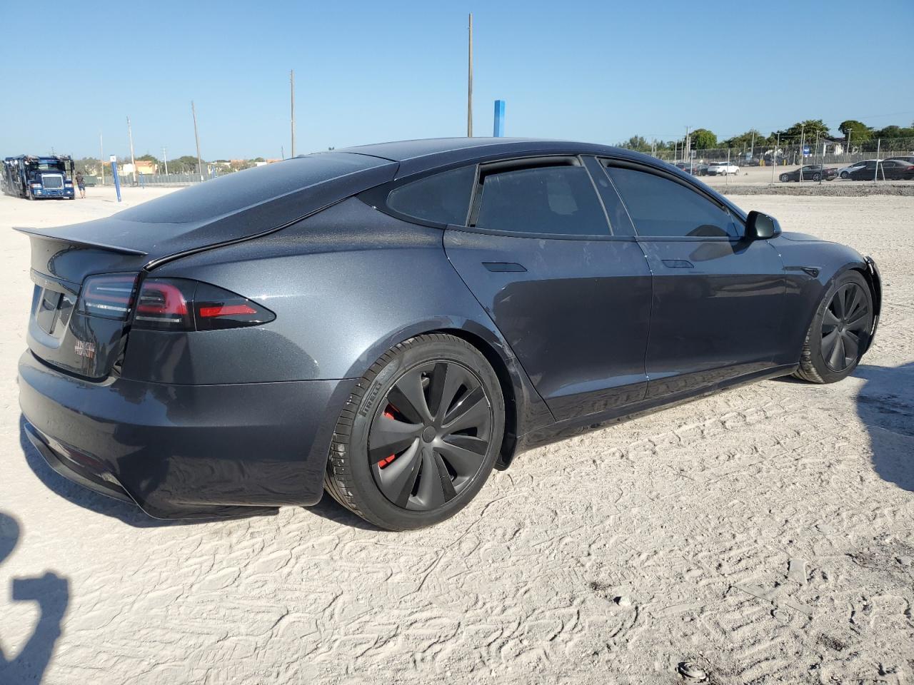 2024 Tesla Model S - Фото 3